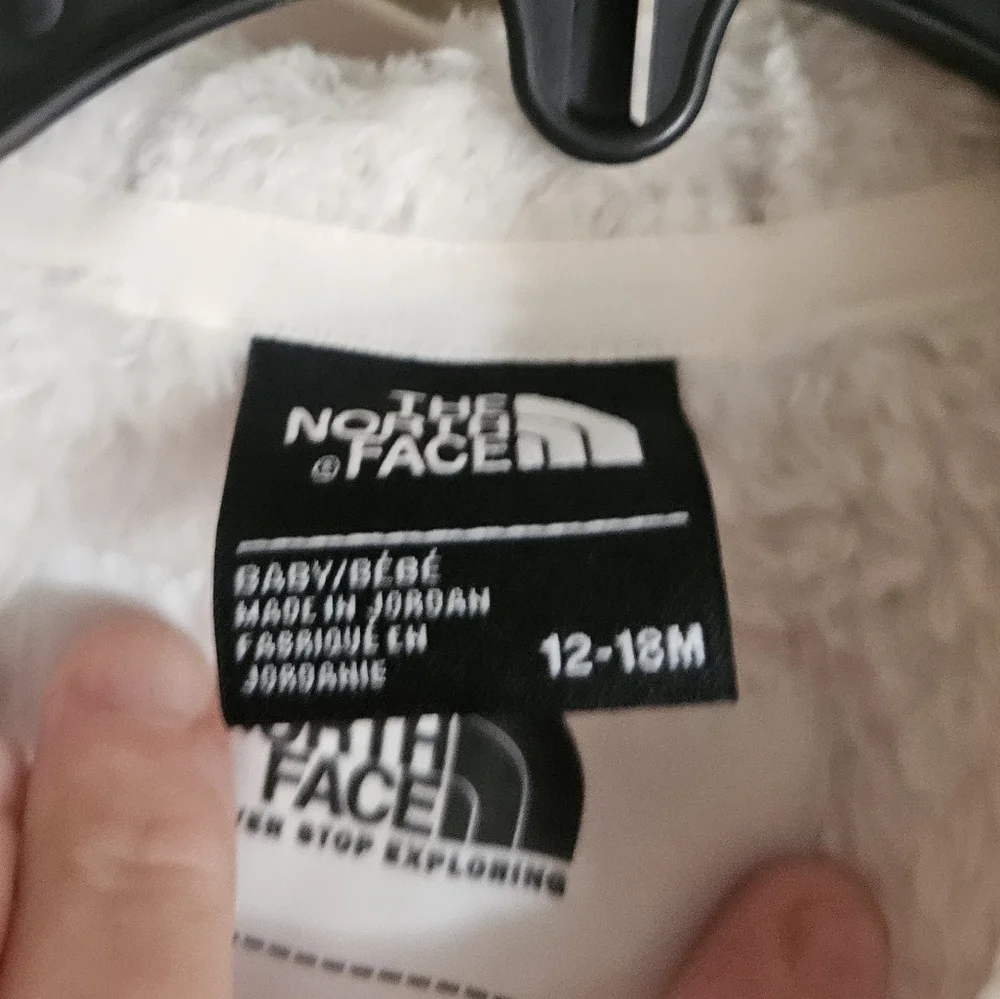 The North Face Campshire Fleece One-Piece: WHITE DUNE/SPARKLE: NWT: 12-18 MTH